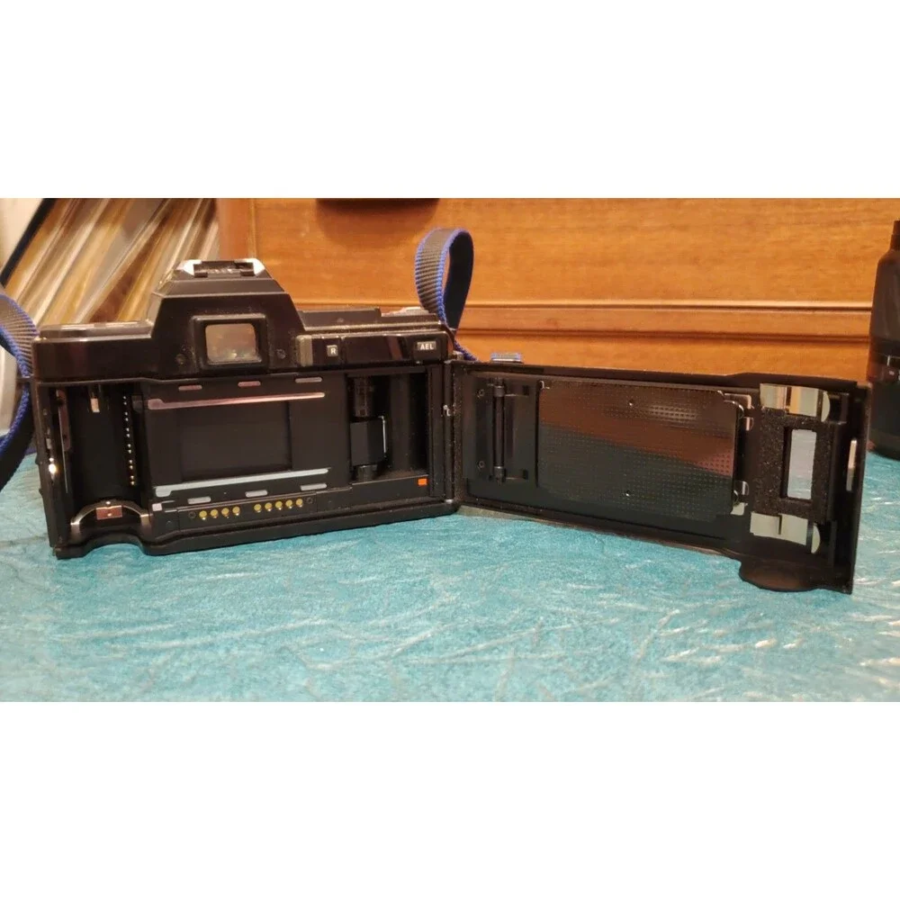LOT Film Camera & Accessories: Lenses Flashes Filters Mixed Brands All Untested